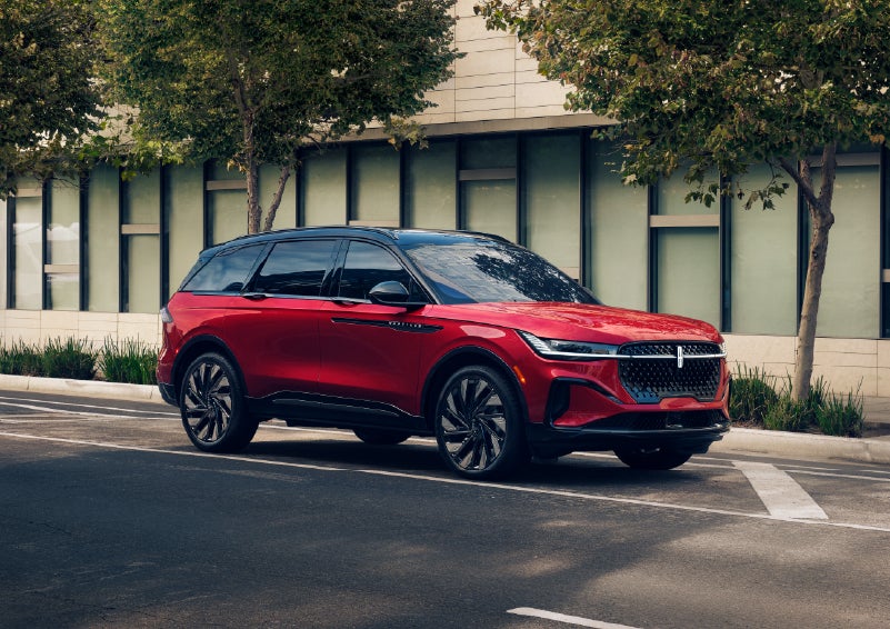 2026 Lincoln Nautilus® SUV with the available Jet Appearance Package and Hybrid transmission. | Parks Lincoln of Gainesville in Gainesville FL