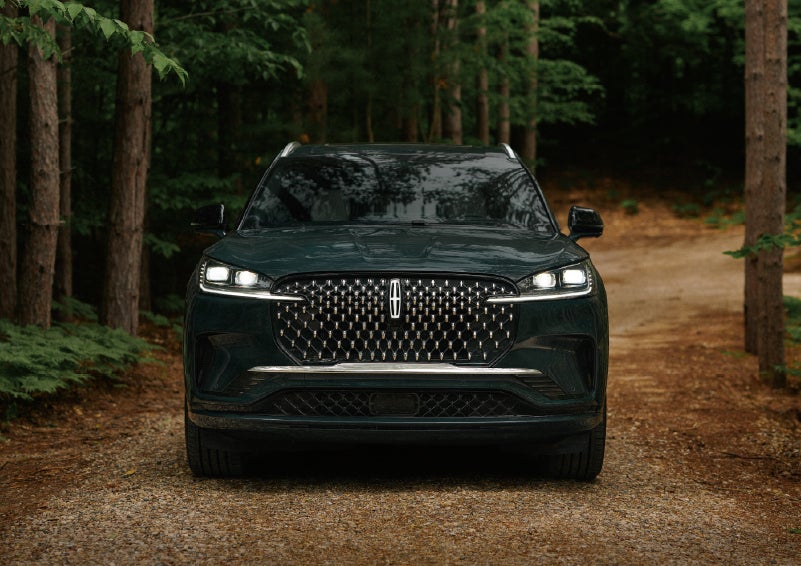 The front grille of a 2027 Lincoln Aviator® Black Label™ SUV is shown. | Parks Lincoln of Gainesville in Gainesville FL
