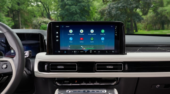 The center touchscreen inside a 2027 Lincoln Aviator® Black Label™ SUV | Parks Lincoln of Gainesville in Gainesville FL