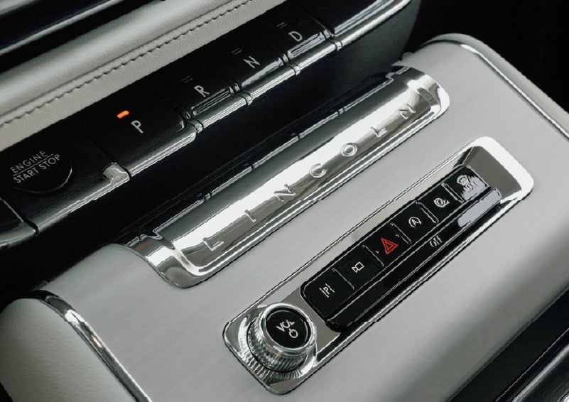 The piano key gear selector of a 2027 Lincoln Aviator® Back Label™ SUV. | Parks Lincoln of Gainesville in Gainesville FL